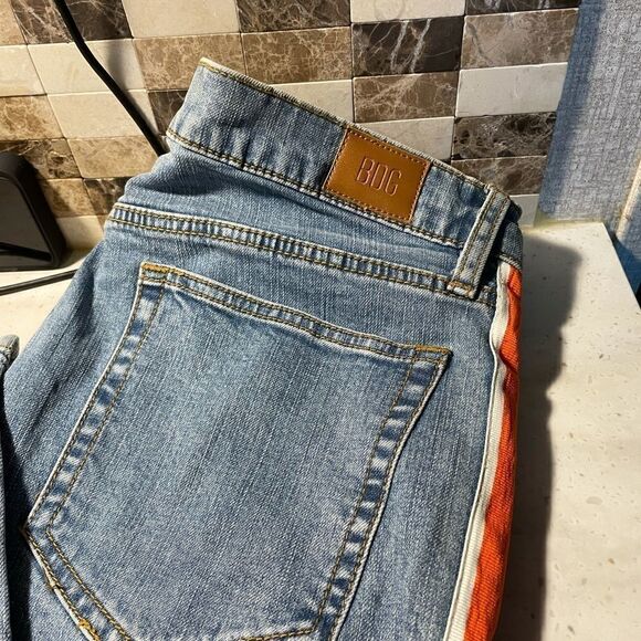 BDG Jeans  - Picture 2 of 5